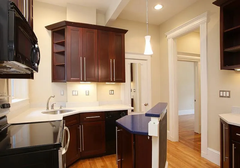 1109 Boylston St #21