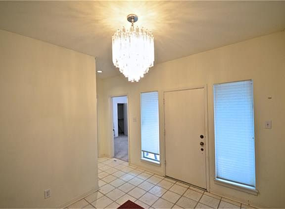2nd image of 25 Wellington Dr
