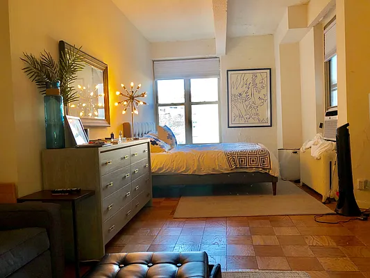 Rented by Douglas Elliman | media 9