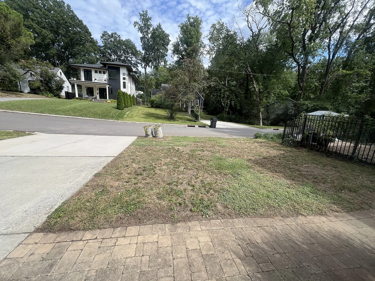 1836 Nassau Boulevard - 1 — Photo 2