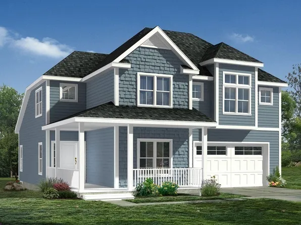 47 Manchester St, Weymouth, MA 02190