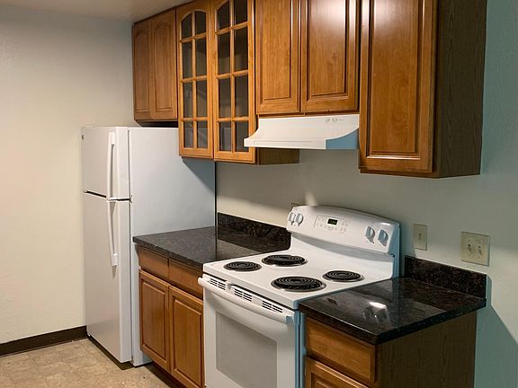 3rd image of 759 Central Ave APT 3