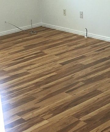 4th image of 502 N 1020 W