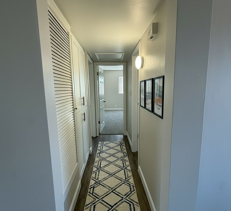 2nd image of 4236 34th St APT 11