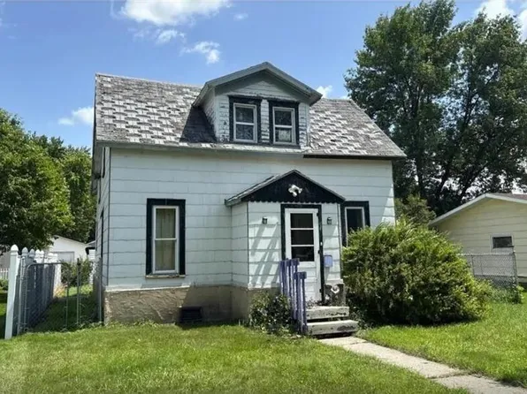 118 12th St N, Breckenridge, MN 56520