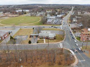 12 N Main St, Manchester, CT 06042