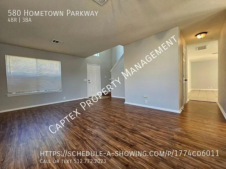 580 Hometown Pkwy — Photo 12