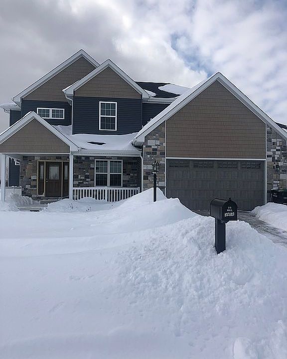 2nd image of 3958 Infield St
