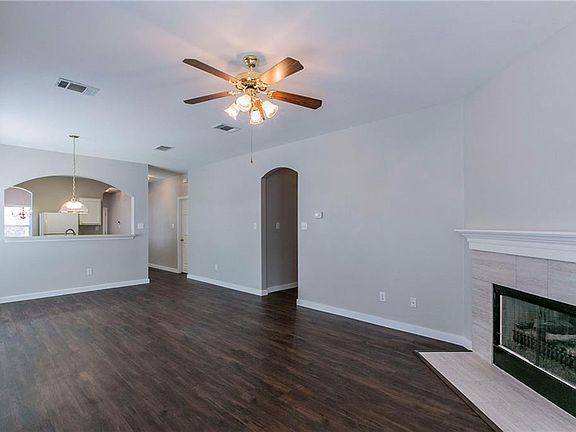 4th image of 724 Camino Alto Dr