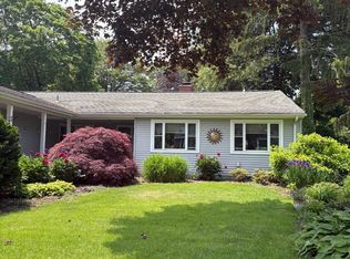 130 Parkway S, New London, CT 06320