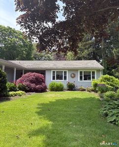 130 Parkway South, New London, CT, 06320