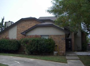 5721 Bramblewood Ct, Arlington, TX 76017
