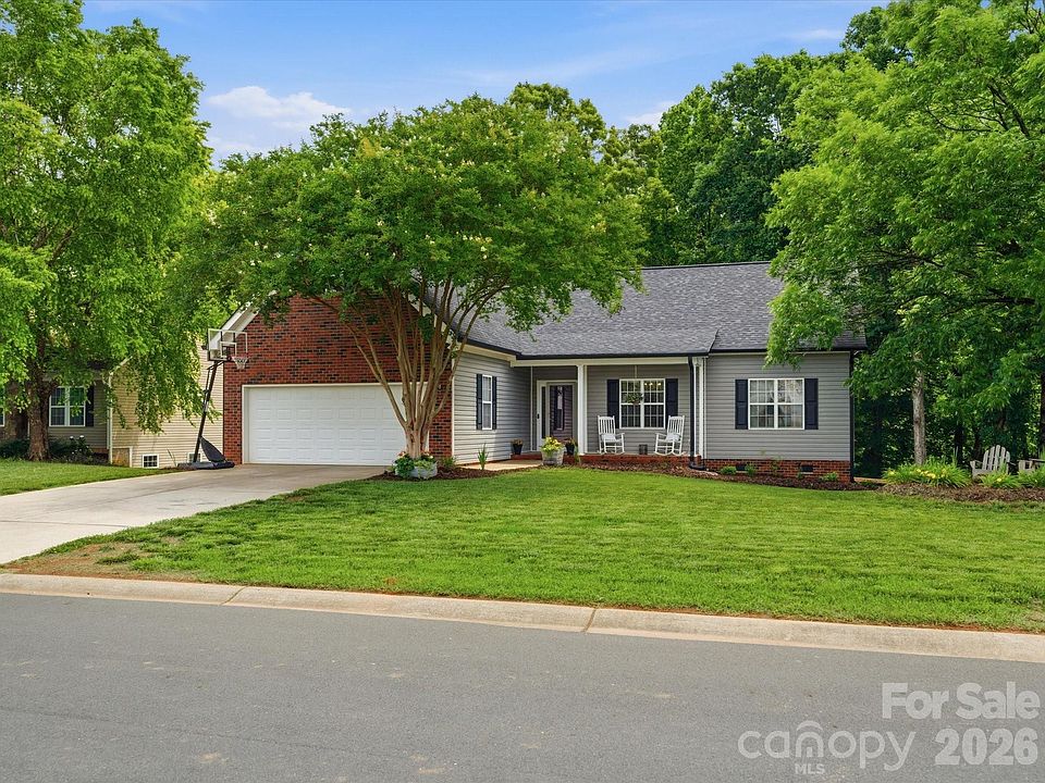 1st image of 705 Redah Ave
