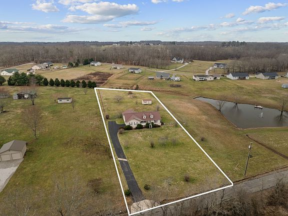 2nd image of 3076 Ryan Rd