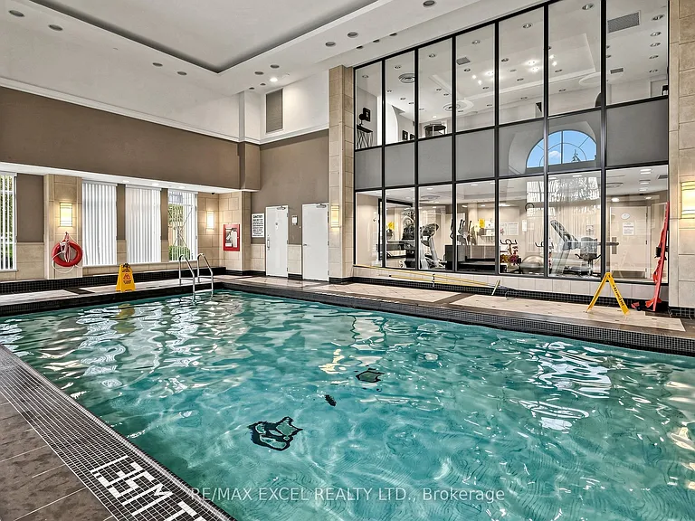 350 Red Maple Rd #508 — Photo 40