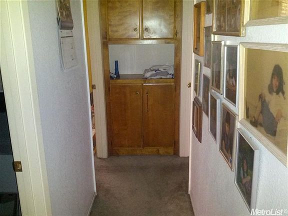 4th image of 6001 Glenbrook Ln