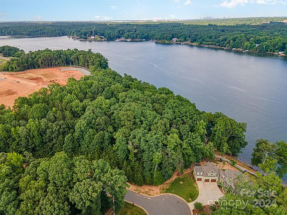 4th image of 1033 Nutall Oak Ln #21