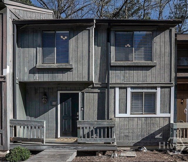 1st image of 106 Fernbanks Dr Court