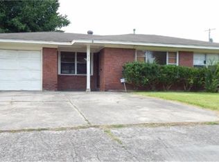 610 Arion Ln, Pasadena, TX 77502