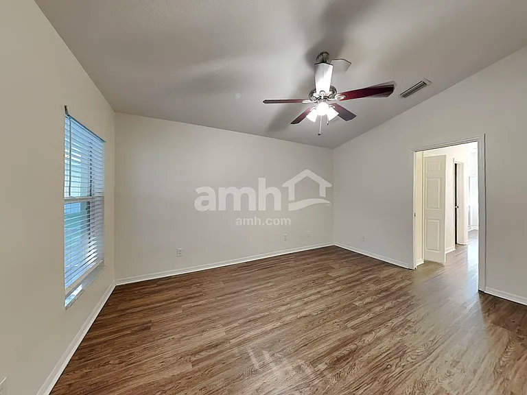 4528 Portobello Cir — Photo 8