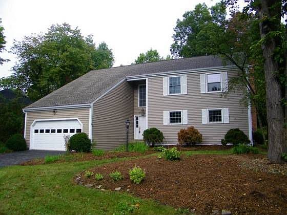 1st image of 108 Staghorn Dr