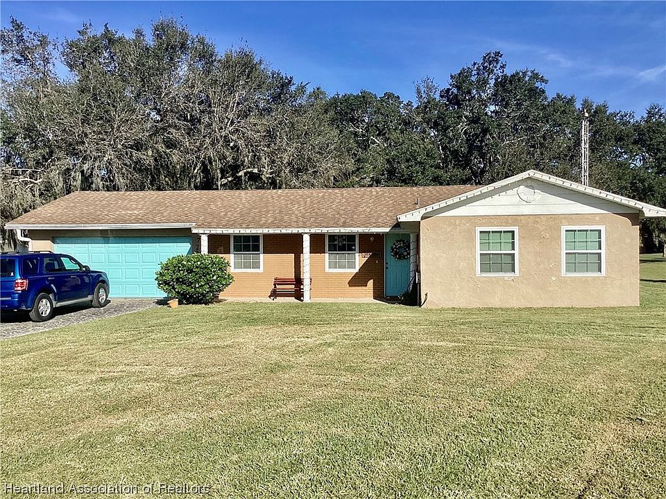 1st image of 7225 Honeysuckle Dr