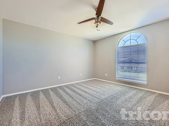 4th image of 513 Tripp Trl
