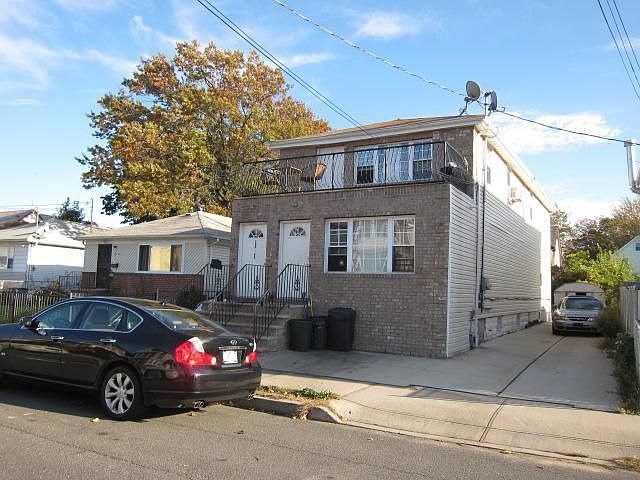 1st image of 16050 120th Ave