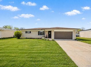 36299 Gregory Dr, Sterling Heights, MI 48312