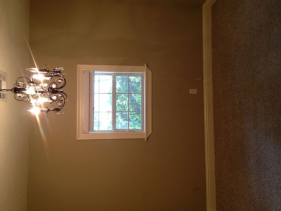 4th image of 215 N Marauder St