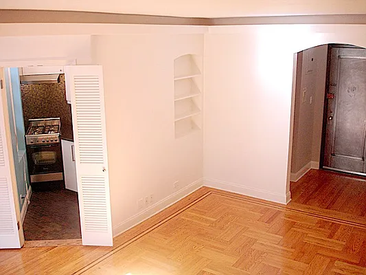 Rented by Minetta Lane Realty Corp | media 11