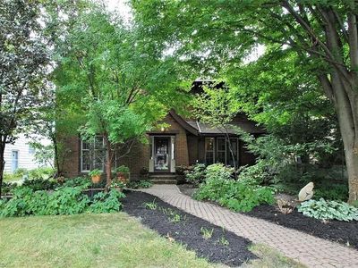 3230 Chadbourne Rd, Shaker Heights, OH, 44120