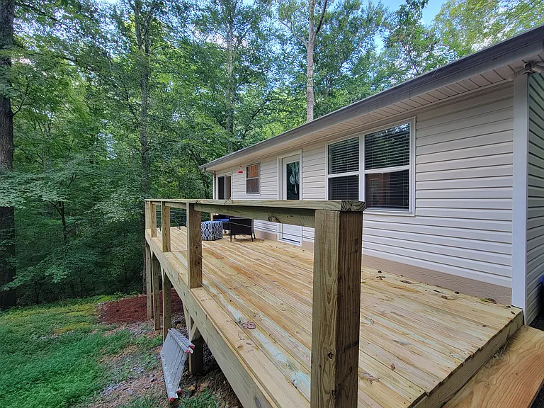 1377 Four Seasons Dr — Photo 12
