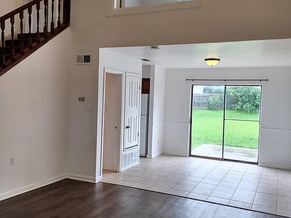 2nd image of 1234 Royal Crest Dr