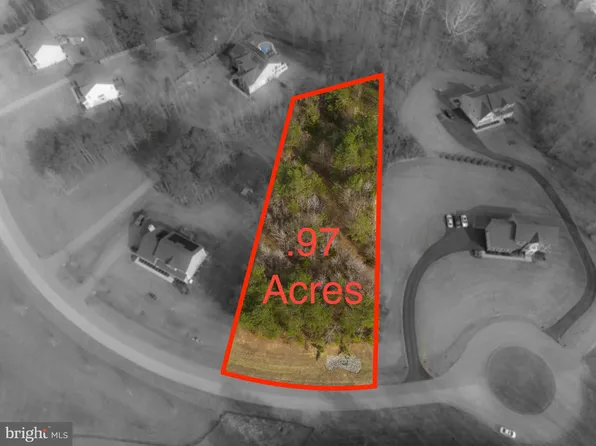 4550 Coachmans Path Ct, Waldorf, MD 20601
