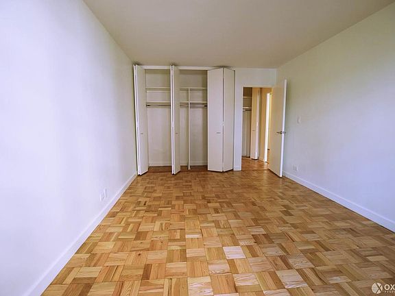 5th image of 145 E 48th St APT 4E