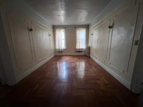 4 Bogardus Place image 5 of 7