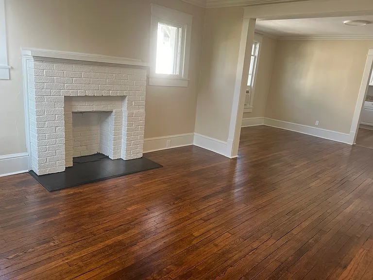 1208 Fairmount Ave — Photo 2