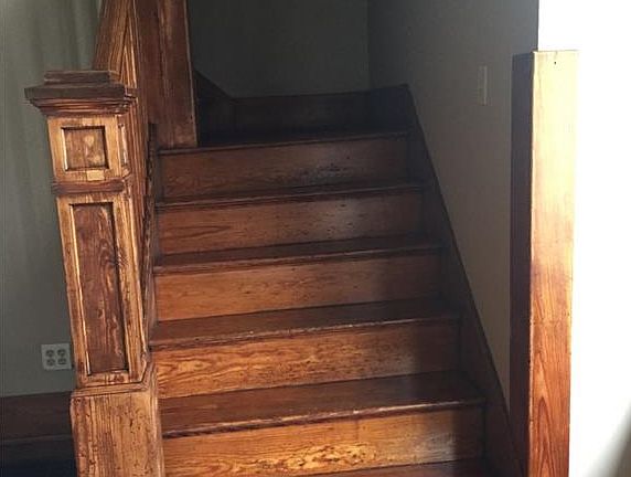 4th image of 500 Oak St