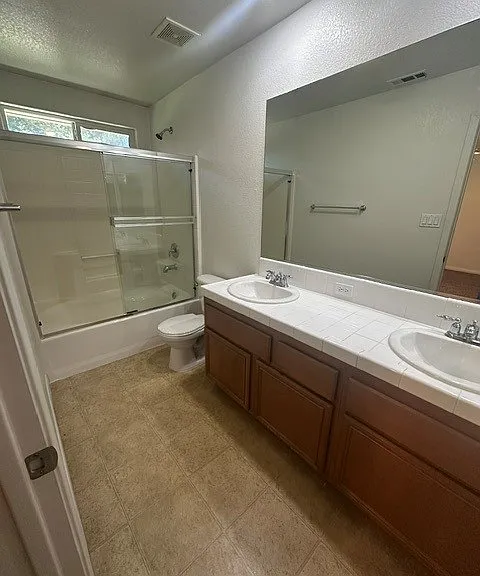 5413 Coastal Wind St — Photo 4
