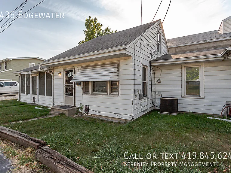 5435 Edgewater Dr — Photo 1