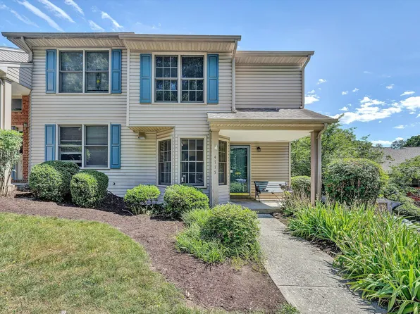4715 Oakcliff Dr, Roanoke, VA 24018
