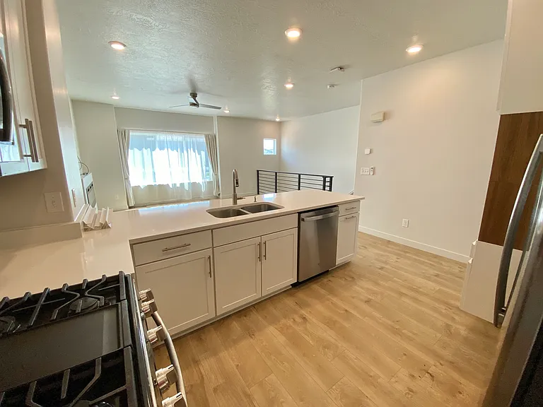 1051 W Azul Meadows Way — Photo 14