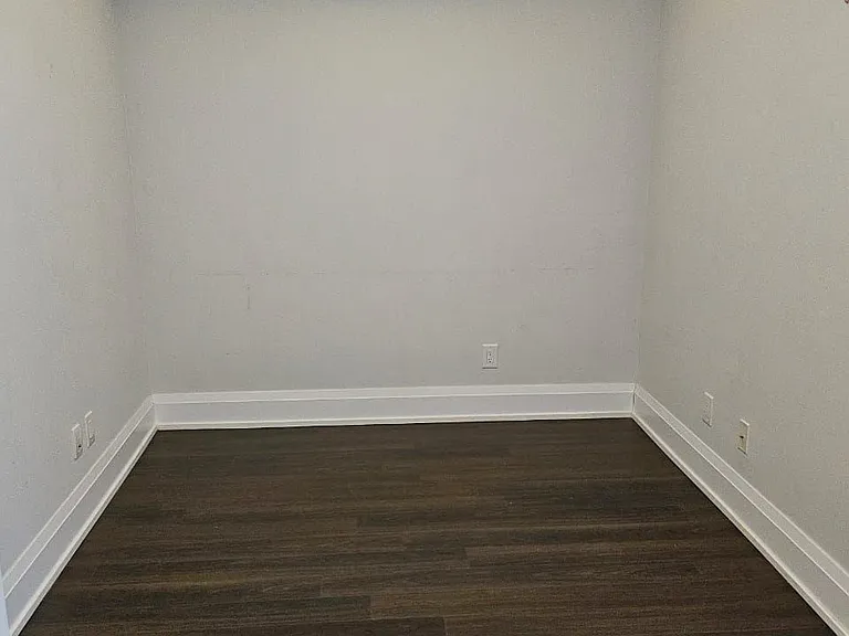 2 Old Mill Dr #423 — Photo 9