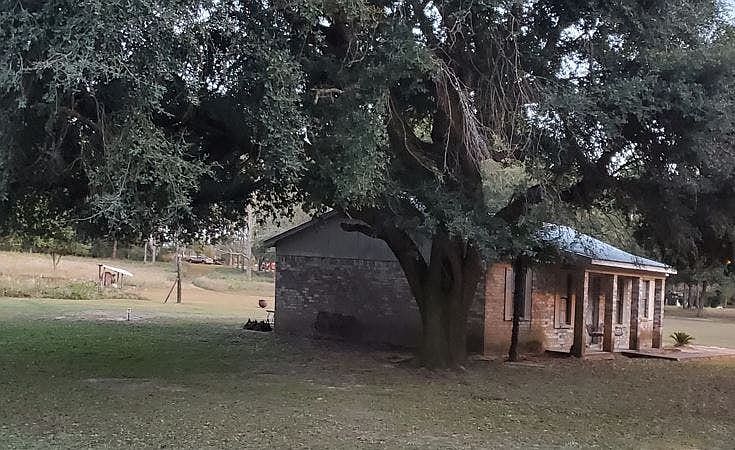 2nd image of 6687 Marbels Rd