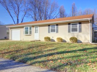 2702 Trafalgar Sq, Champaign, IL