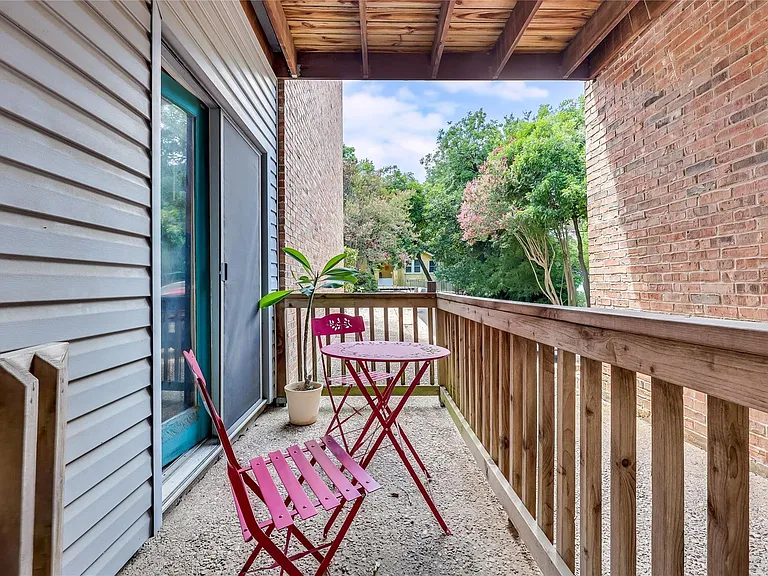 3011 Fruth St #101 — Photo 12
