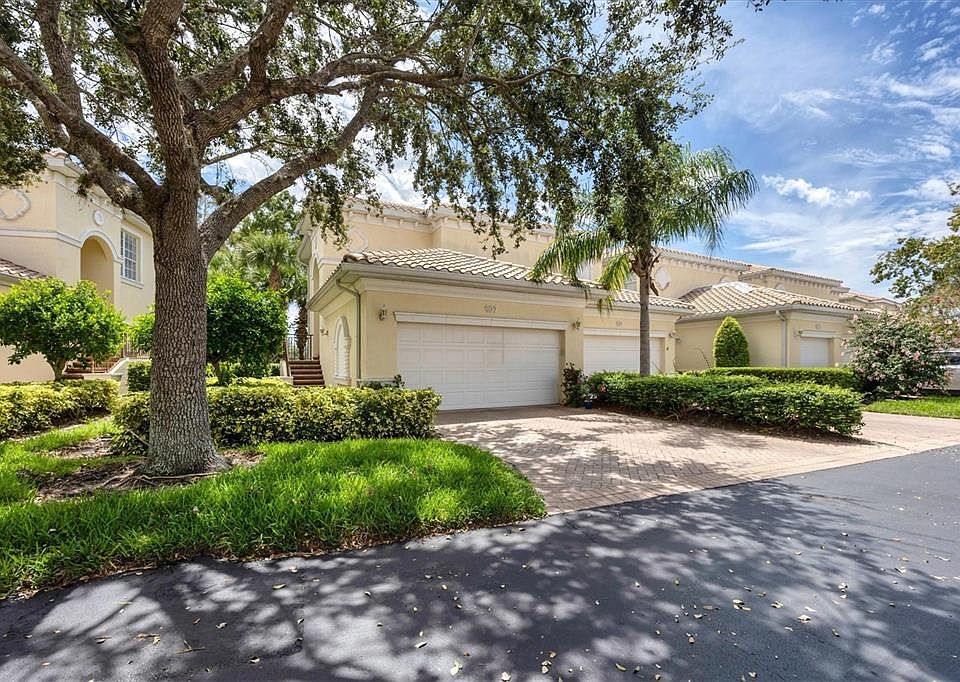 1st image of 907 Triano Cir #907