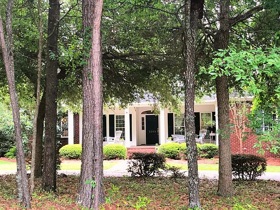 2nd image of 1265 Huntington Dr