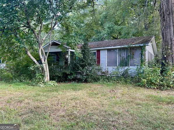5711 Dogwood Cir, Austell, GA 30168